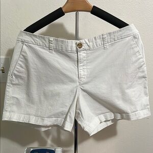 Old Navy White Bermuda Shorts Tailored Cotton Blend